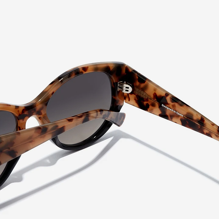  Lentes de Sol Hawkers Miranda Black HMIR218BX0 - Talla 54mm  4