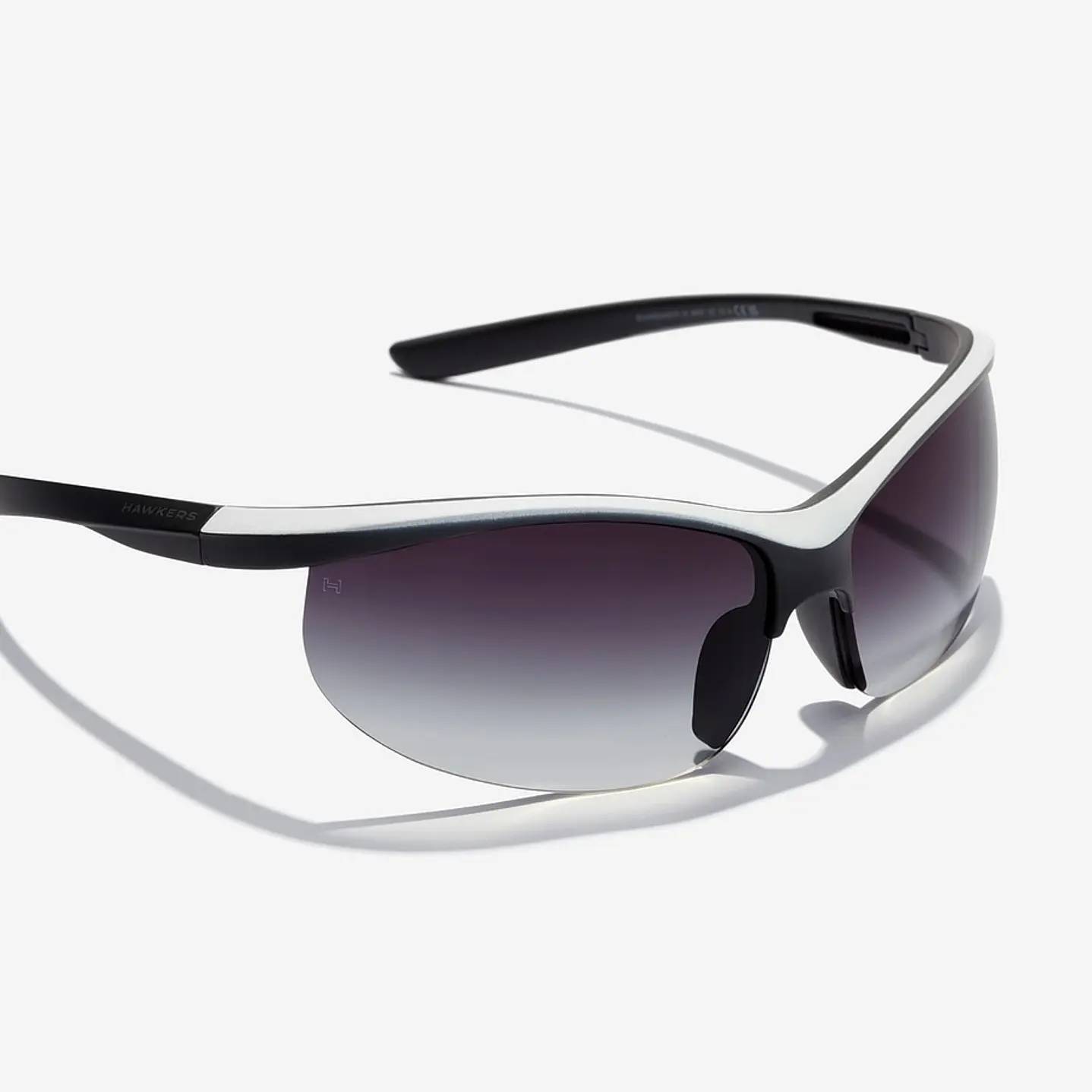Lentes de Sol Deportivo Hawkers Radiante HRAD24HGT0 Blanco Negro -Talla 69mm 8