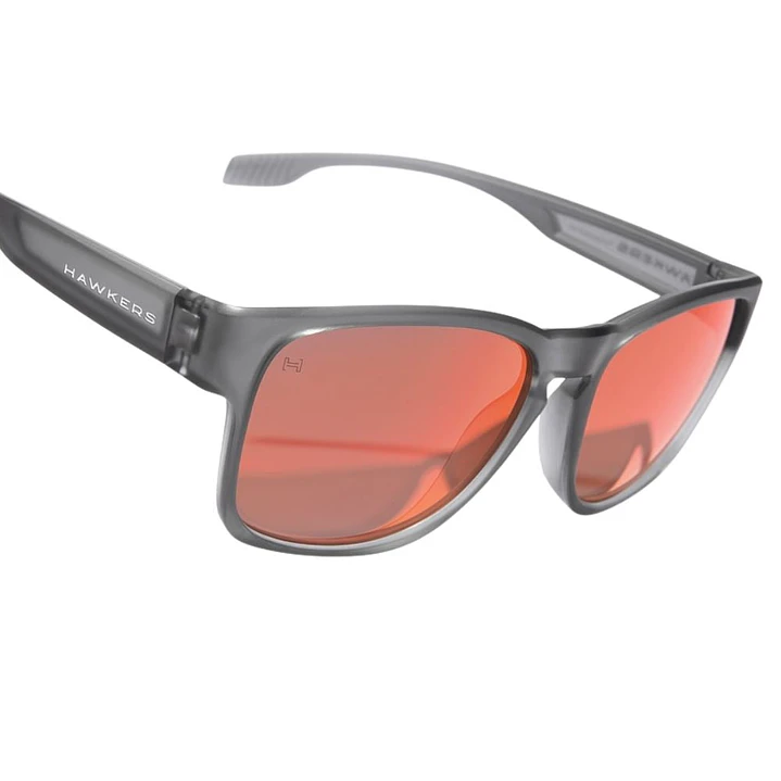 Lentes de Sol Polarizado Hawkers CORE RAW HCRA24GRTP Gris y Rojo Unisex Talla 56mm 4