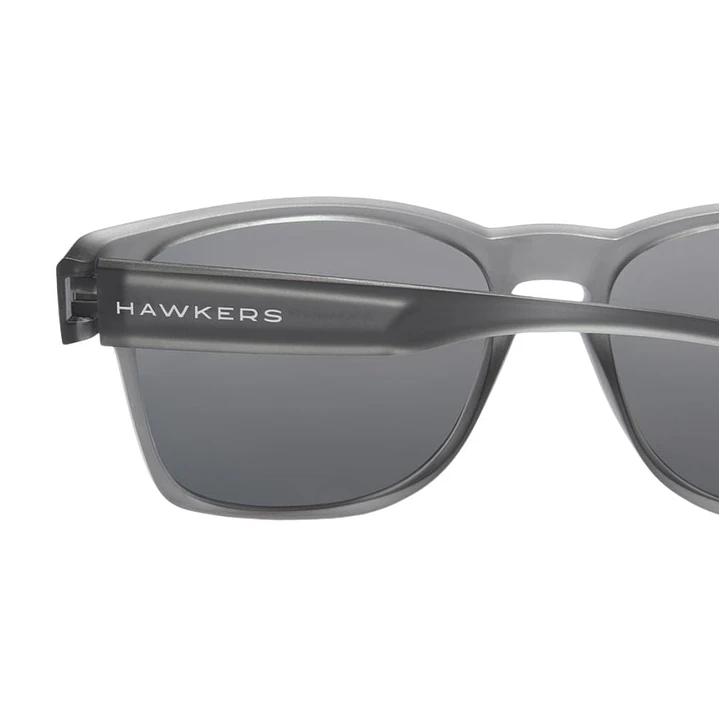 Lentes de Sol Polarizado Hawkers CORE RAW HCRA24GRTP Gris y Rojo Unisex Talla 56mm 5