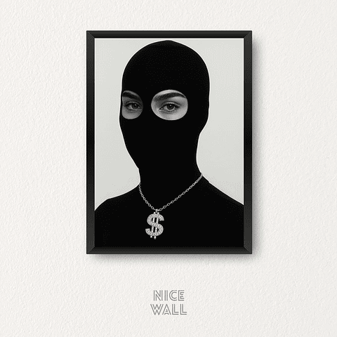 Cuadro Mujer Encapuchada