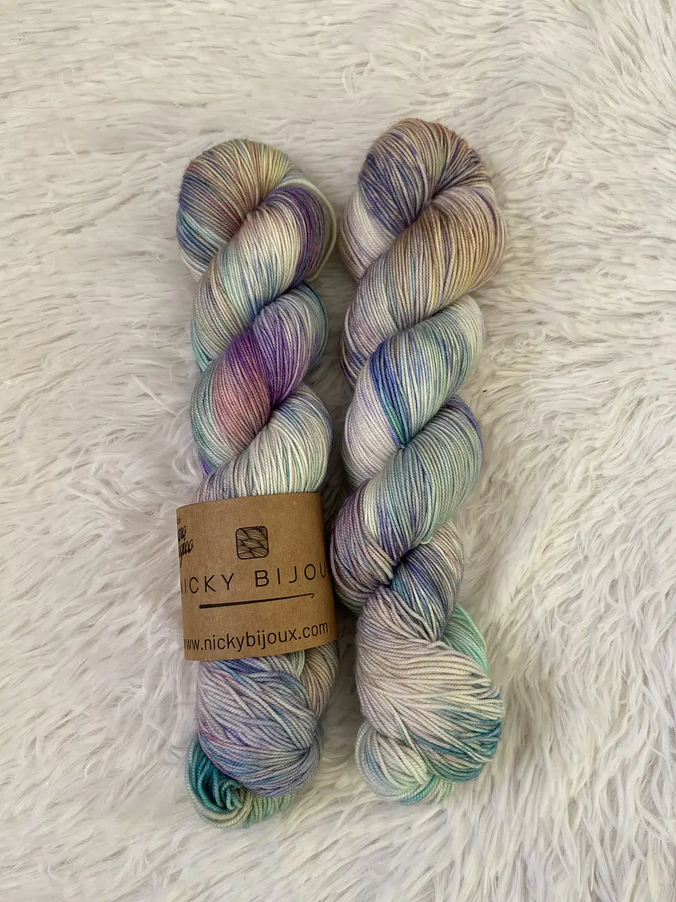Acuario - Colección Verano Mágico - Merino 100% Superwash 2