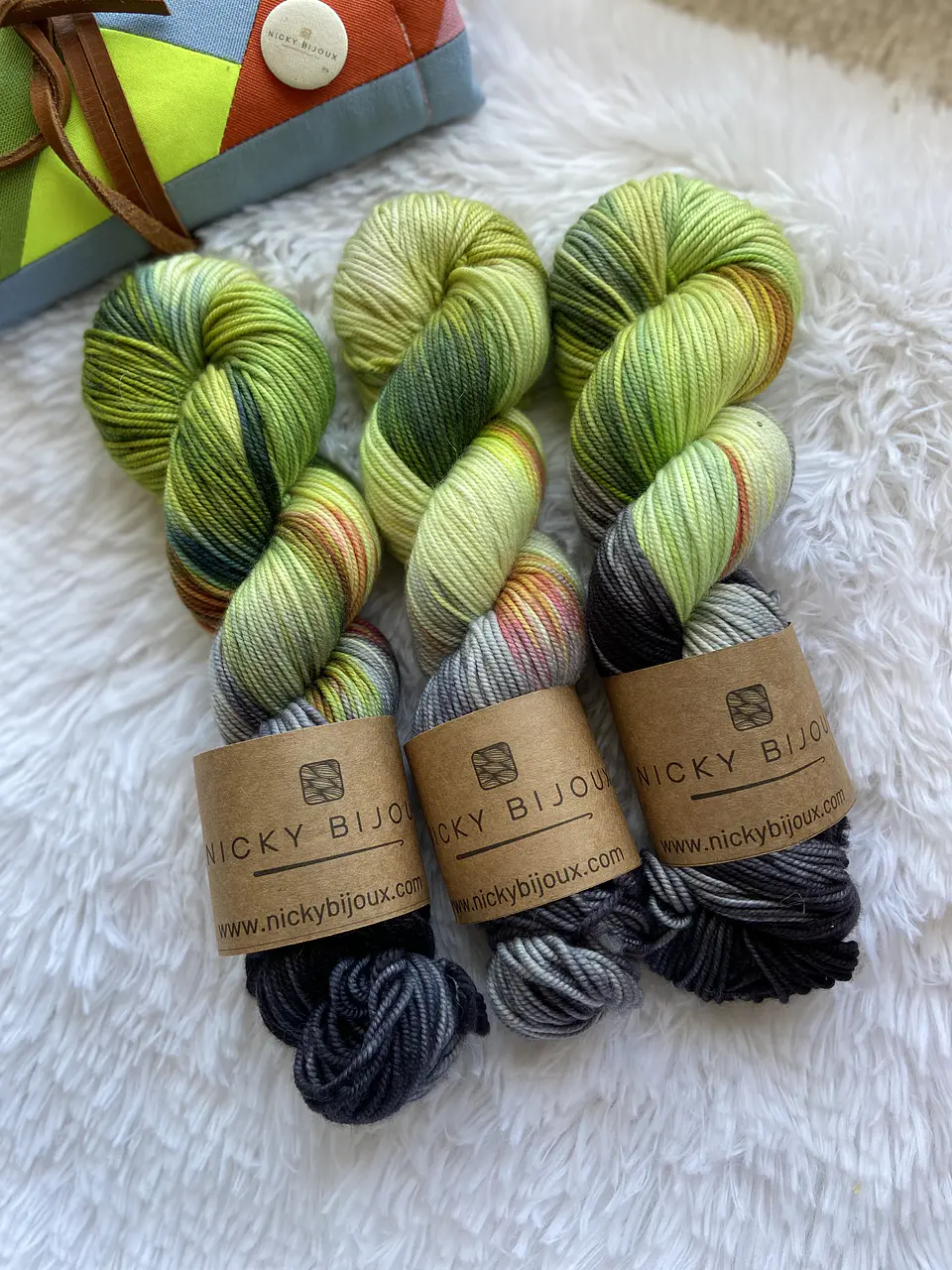 Merino Superwash DK - Ave de Paraíso  2