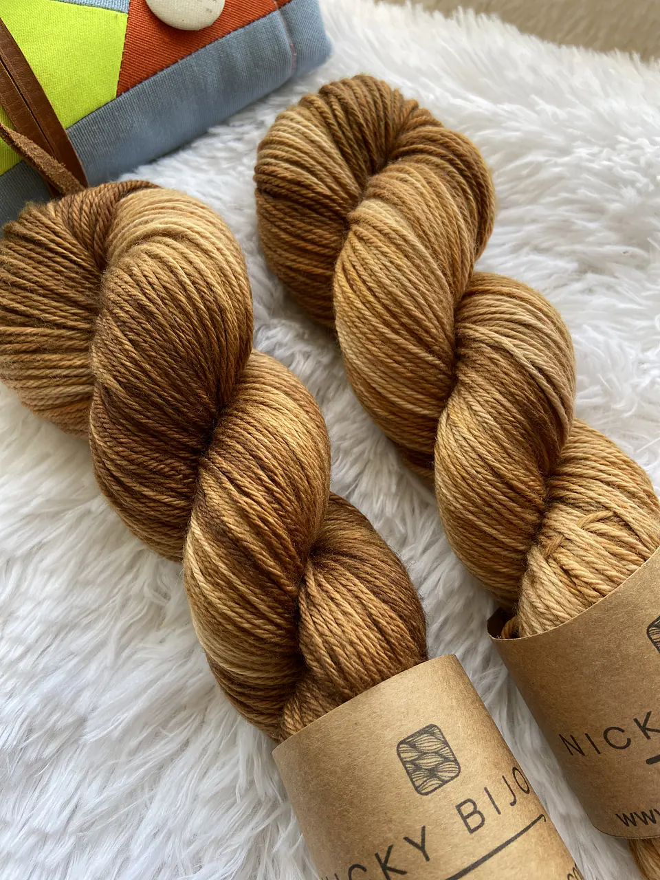 Merino Superwash DK - Cocoa Nuts 3