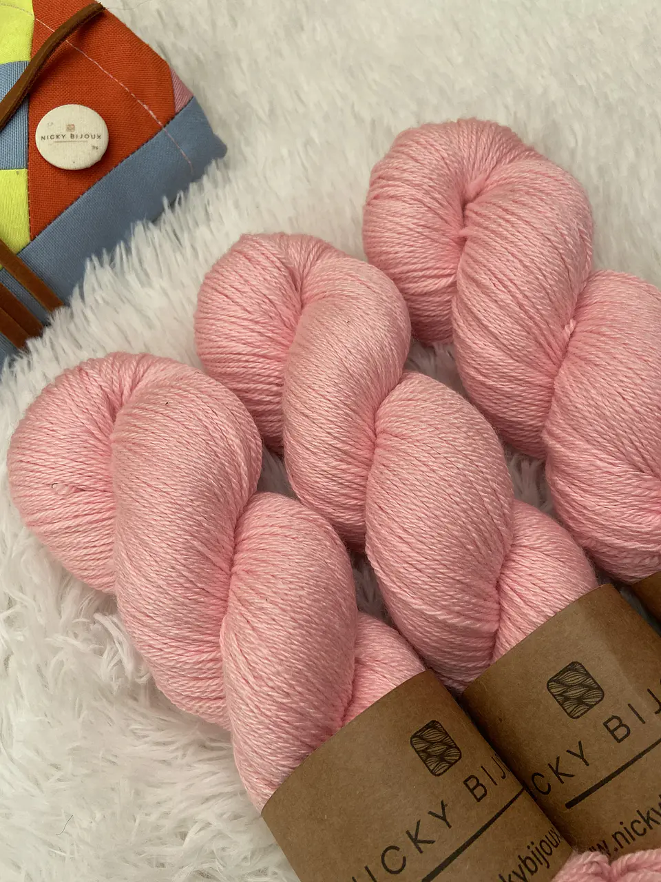 Merino Seda Fingering - Rosa 1 3