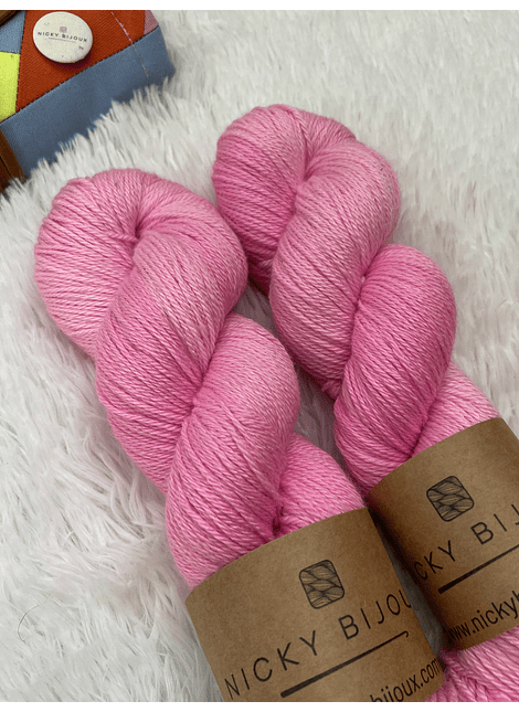 Merino Seda Fingering - Rosa Barbie Flúor 