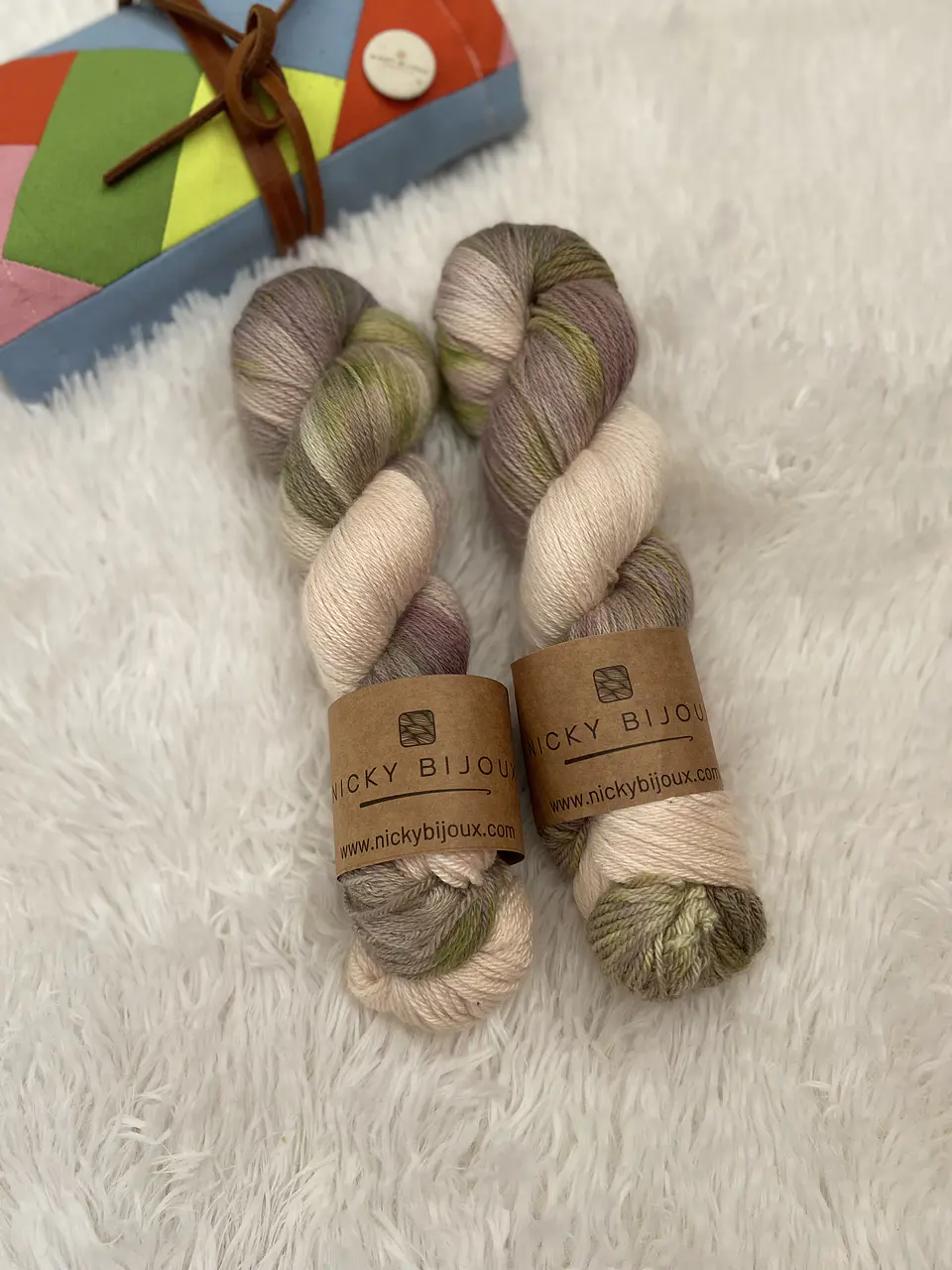 Merino Seda Fingering - Pantano 2