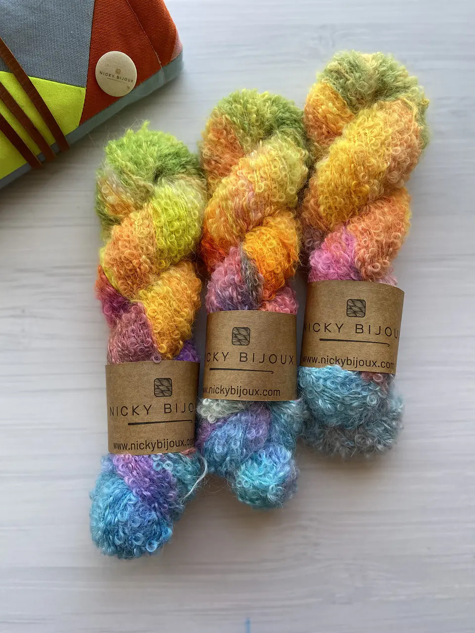 Merino Boucle Alpaca Suri - Rainbow 1 2