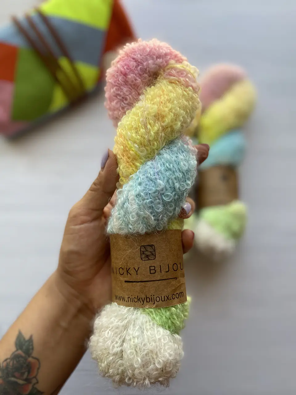 Merino Boucle Alpaca Suri - Rainbow Soft 1
