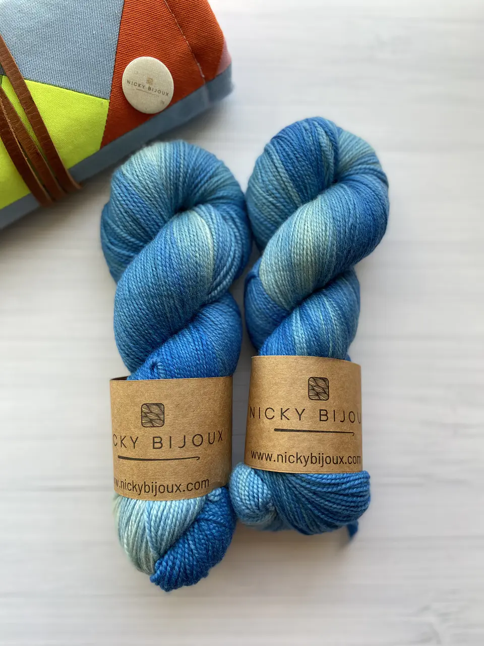 Merino Pura 100% Fingering - Petroleo Semi Sólido  2