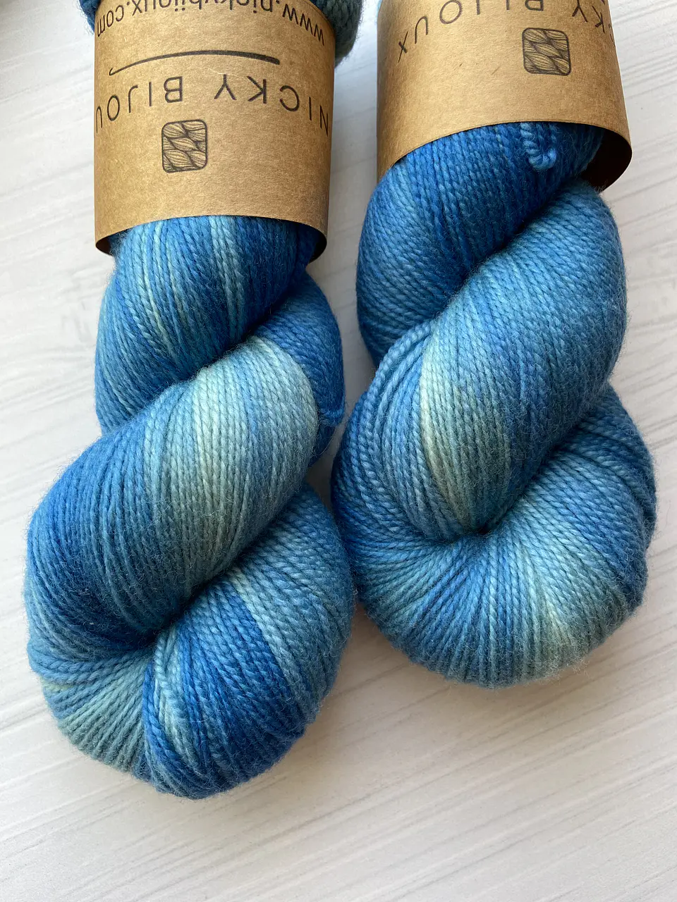 Merino Pura 100% Fingering - Petroleo Semi Sólido  3
