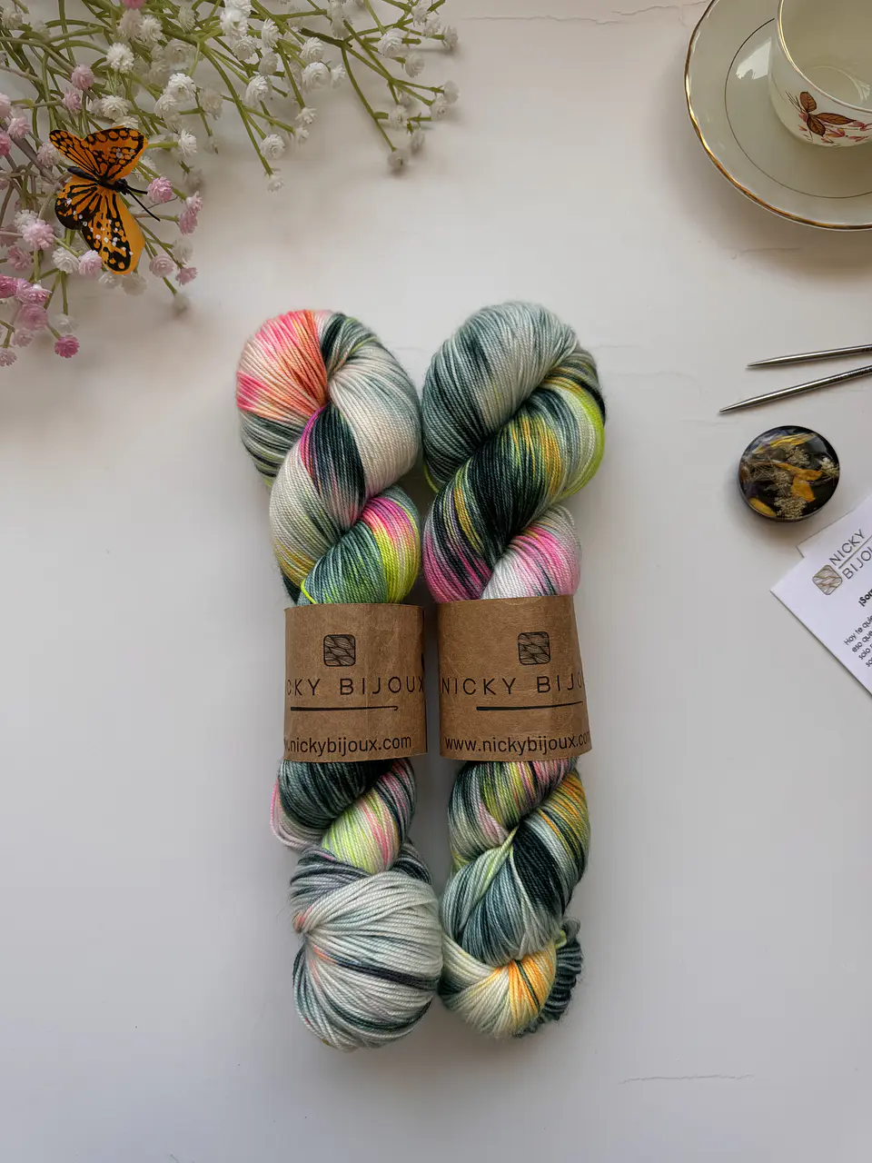 Merino Bijoux Fingering - Throw-Ups Flúor  1