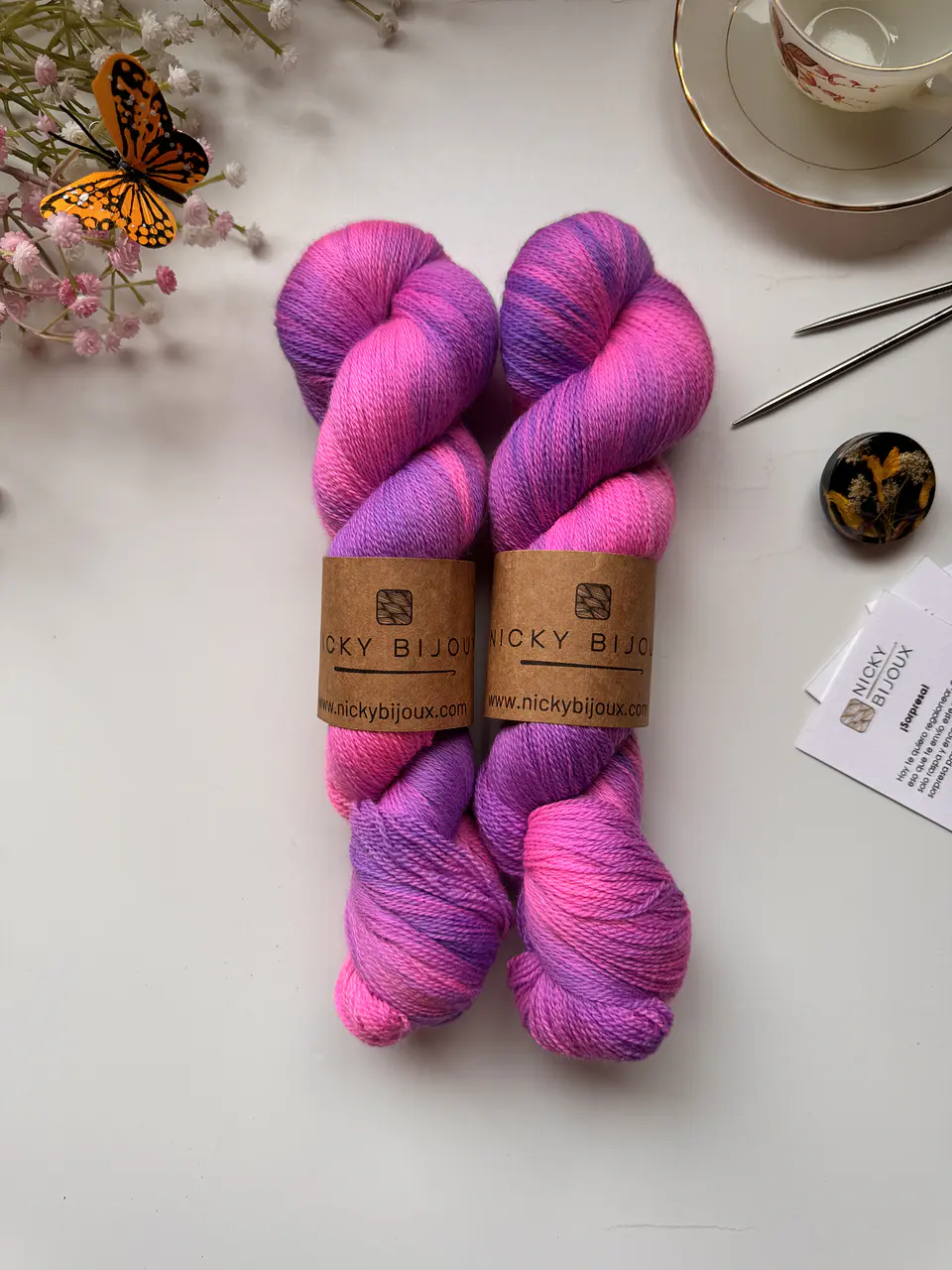 Merino Bijoux Lace - Purple Pup Flúor 1