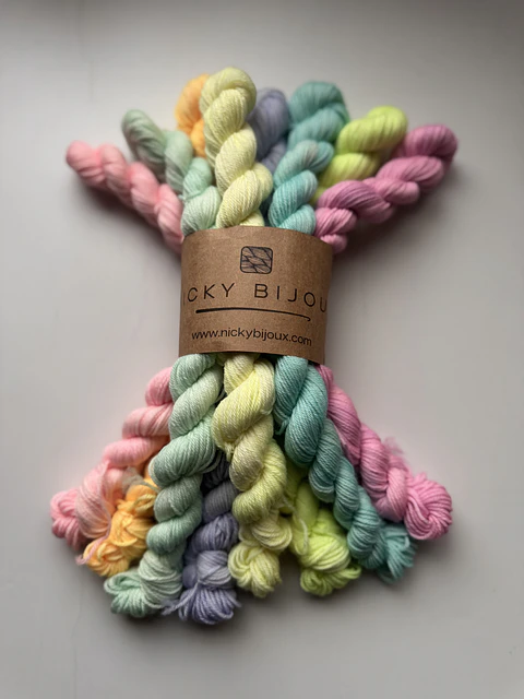 (8) MiniBijoux - Alegría Soft