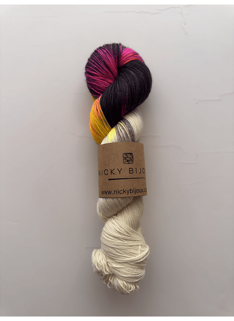 Merino Bijoux Fingering - Calcifer 🔥