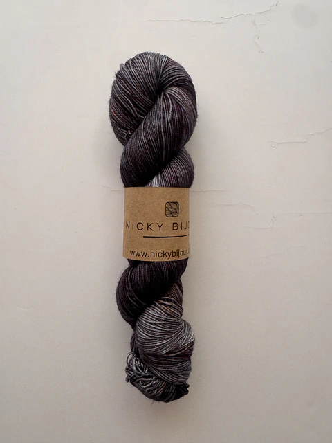 Merino Bijoux Fingering - House Of Dragon 