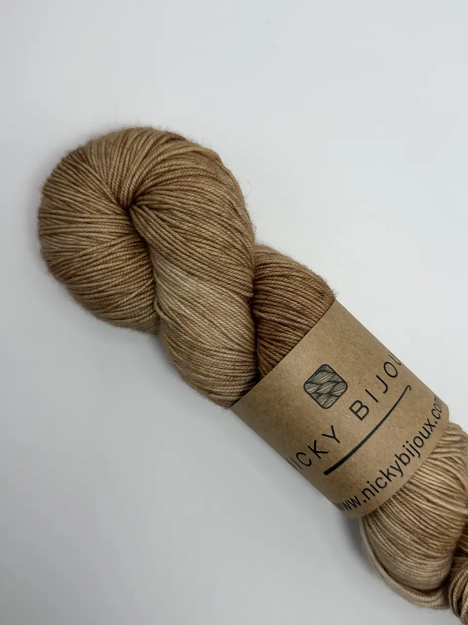 Merino Bijoux Fingering - Grano Tostado 2