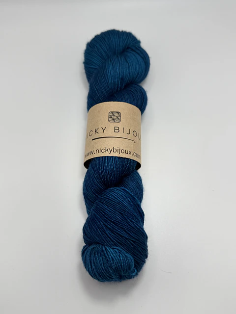 Merino Bijoux Fingering - Azul Petróleo 