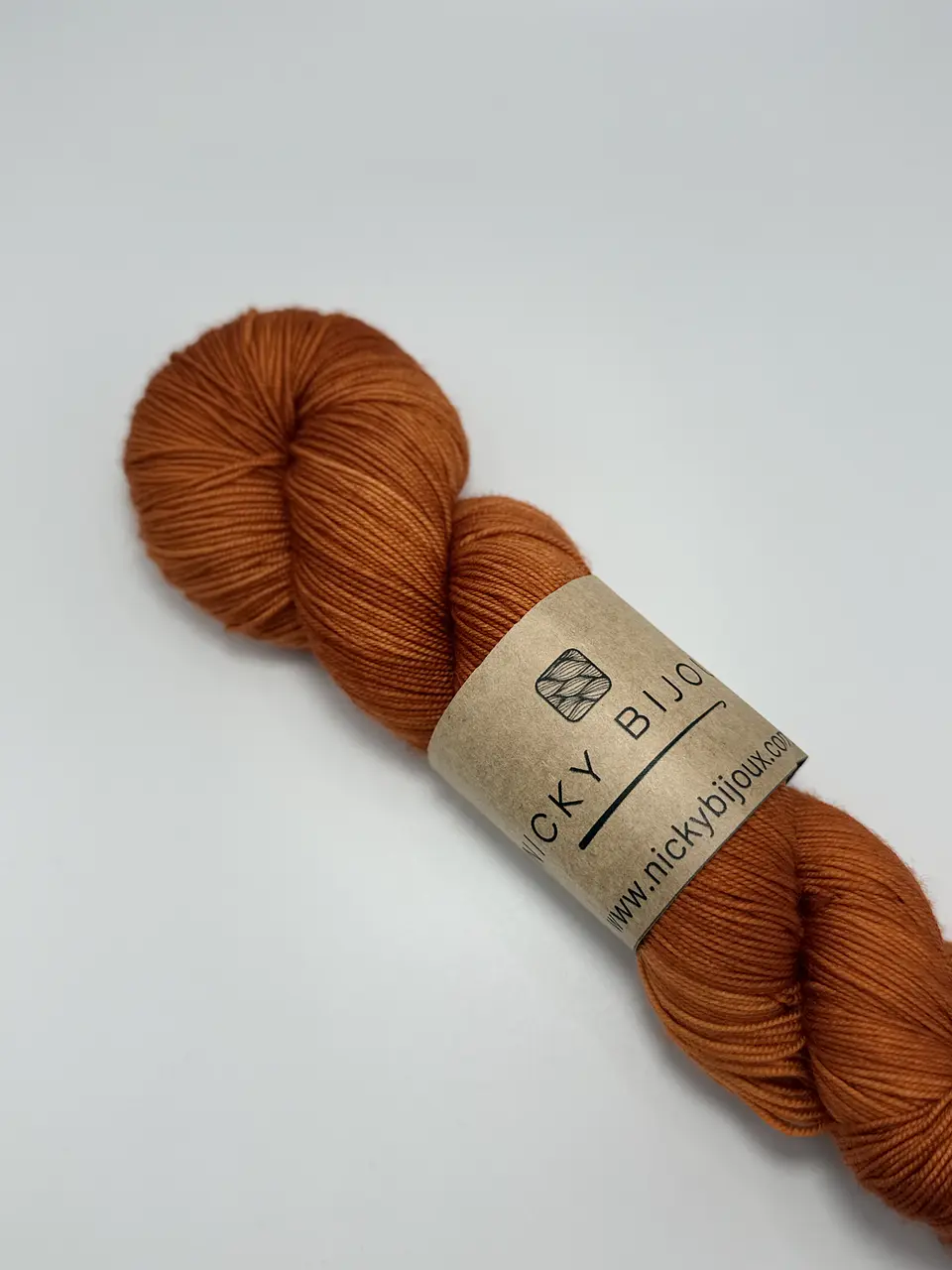 Merino Bijoux Fingering - Huesillo 2