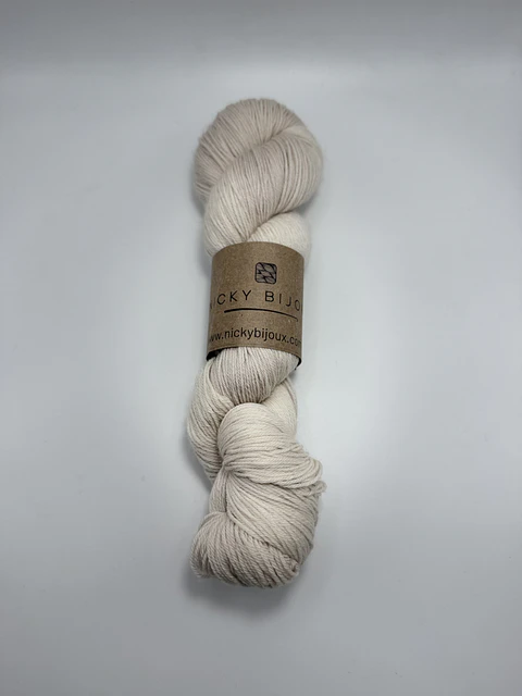 Merino Bijoux Sock Fingering 