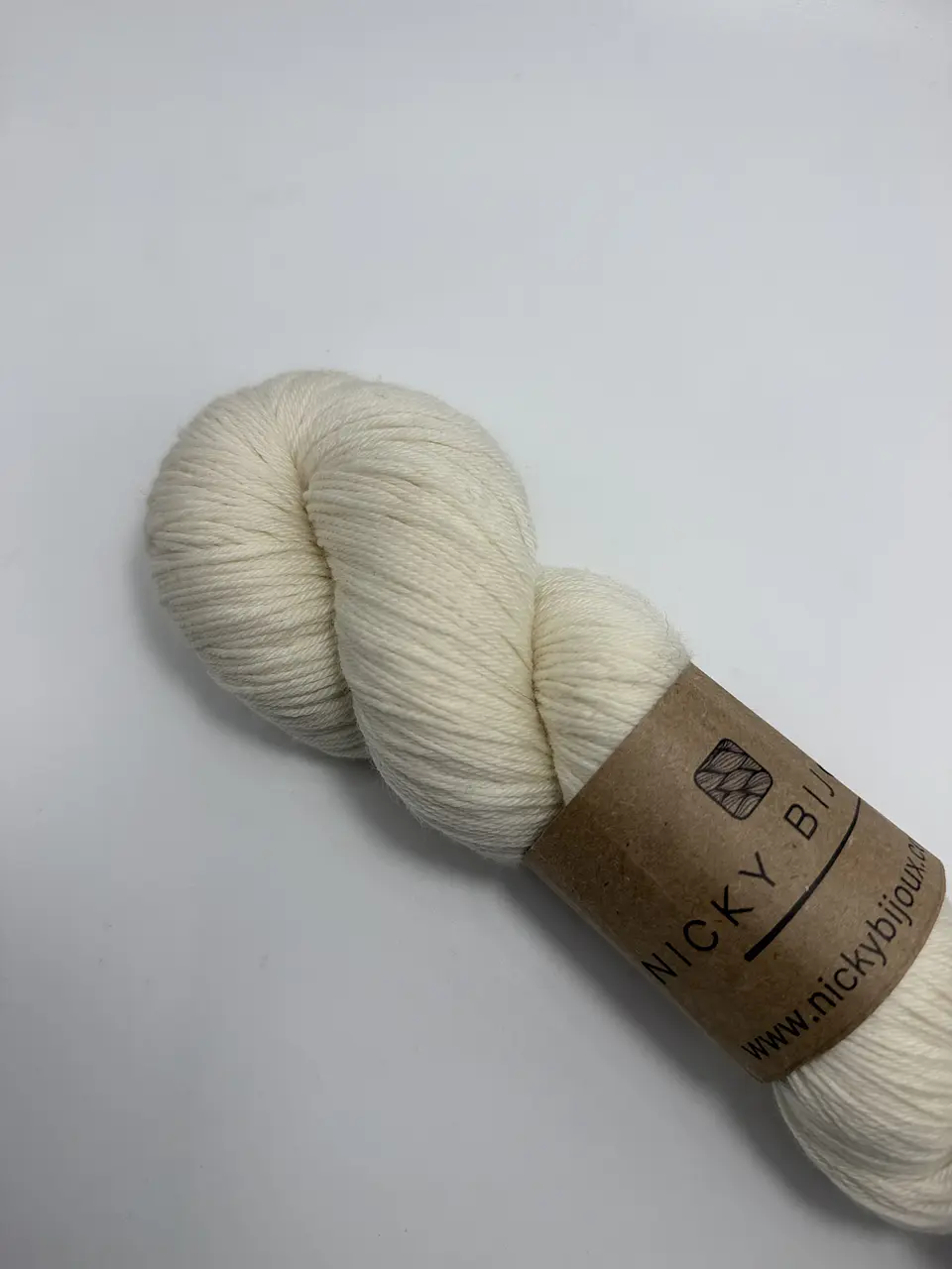 Merino Bijoux Sock Fingering - Natural 2