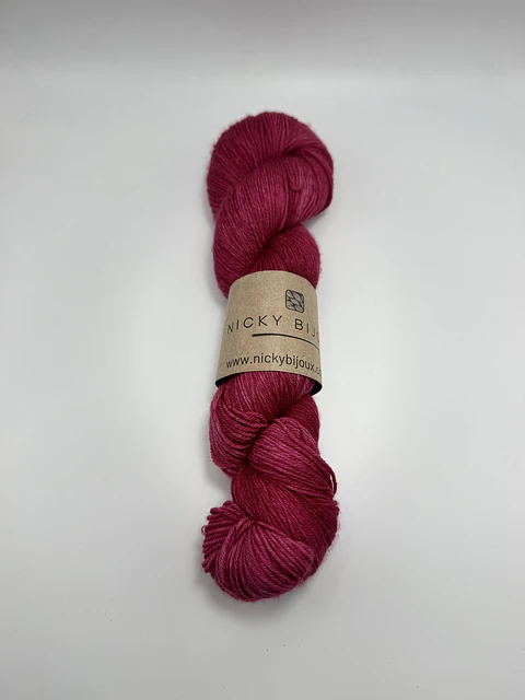 Merino Bijoux Sock Fingering - Guinda