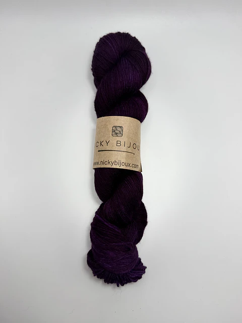 Merino Bijoux Sock Fingering - Berenjena