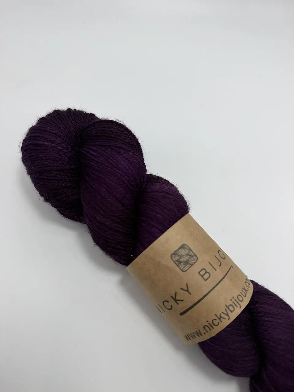 Merino Bijoux Sock Fingering - Berenjena 2