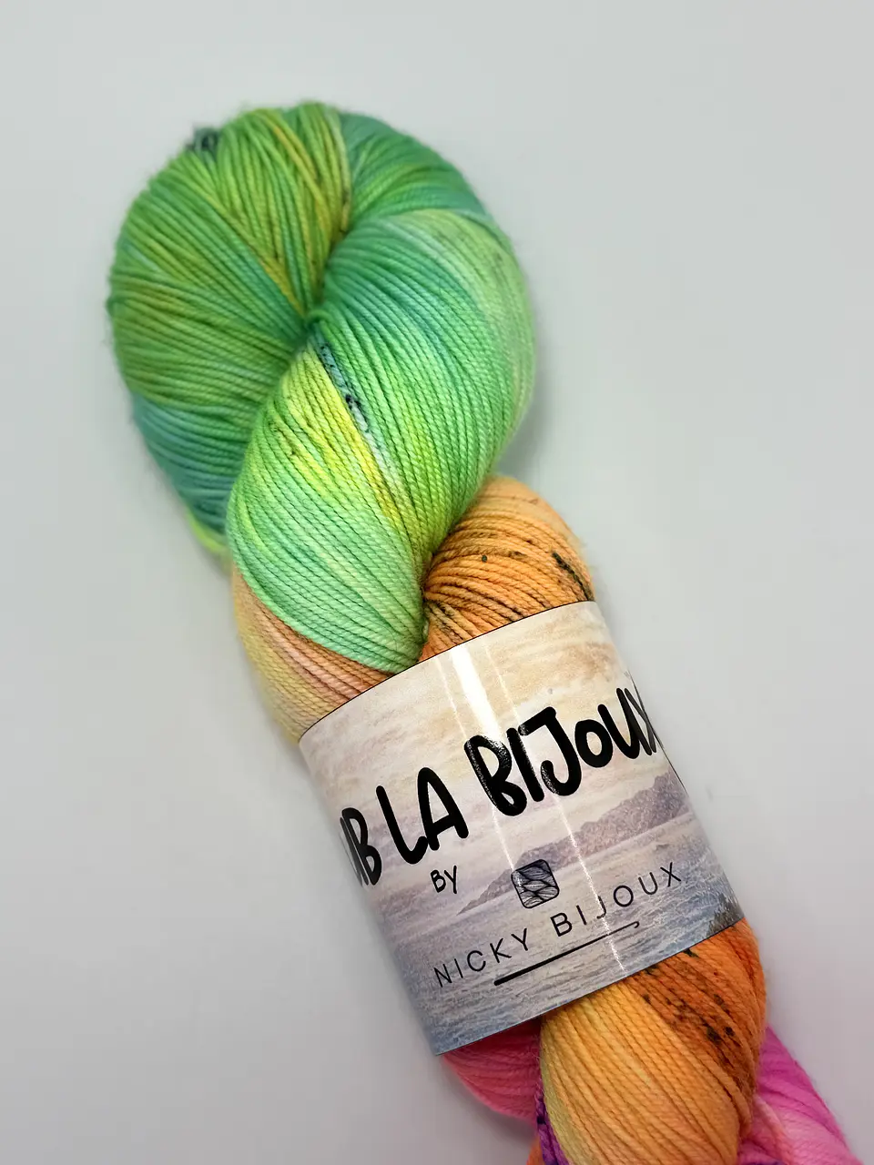 Merino Bijoux Fingering - color: Río de Janeiro 🇧🇷 2