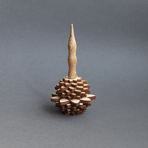 Pirinola Araucaria Ciruelillo