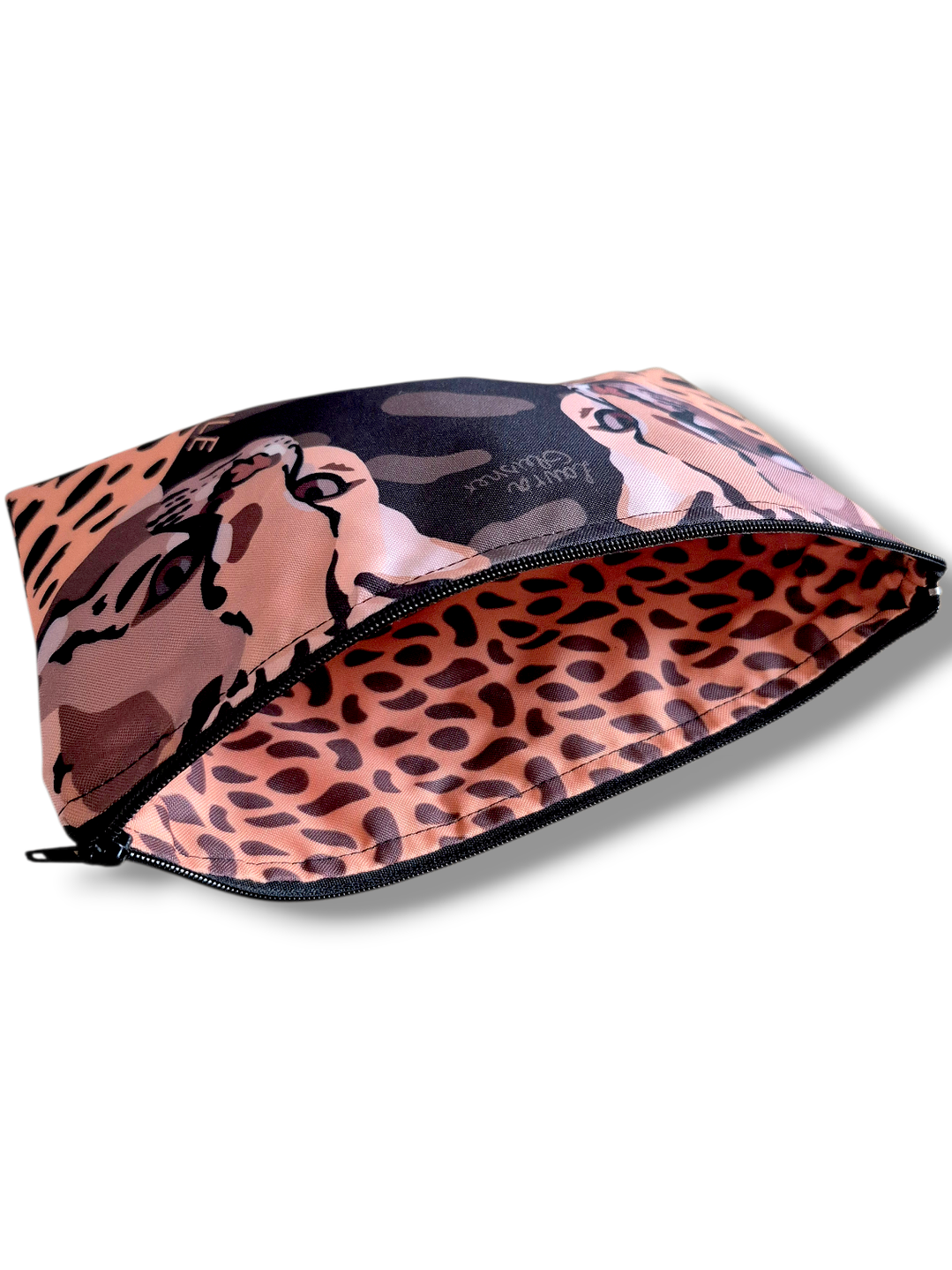 Estuche Ilustrado Güiña 2