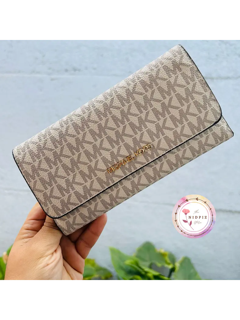 Michael Kors - Billetera Jet Set Large Logo Trifold Vanilla 1