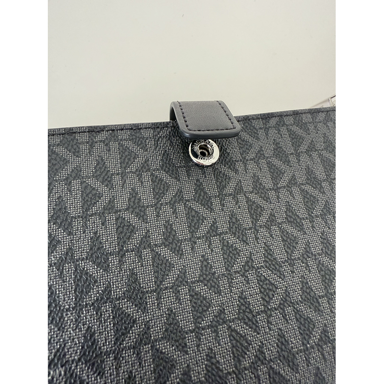 Michael Kors - Billetera Jet Set Travel para Smartphone (Black/Silver) 2