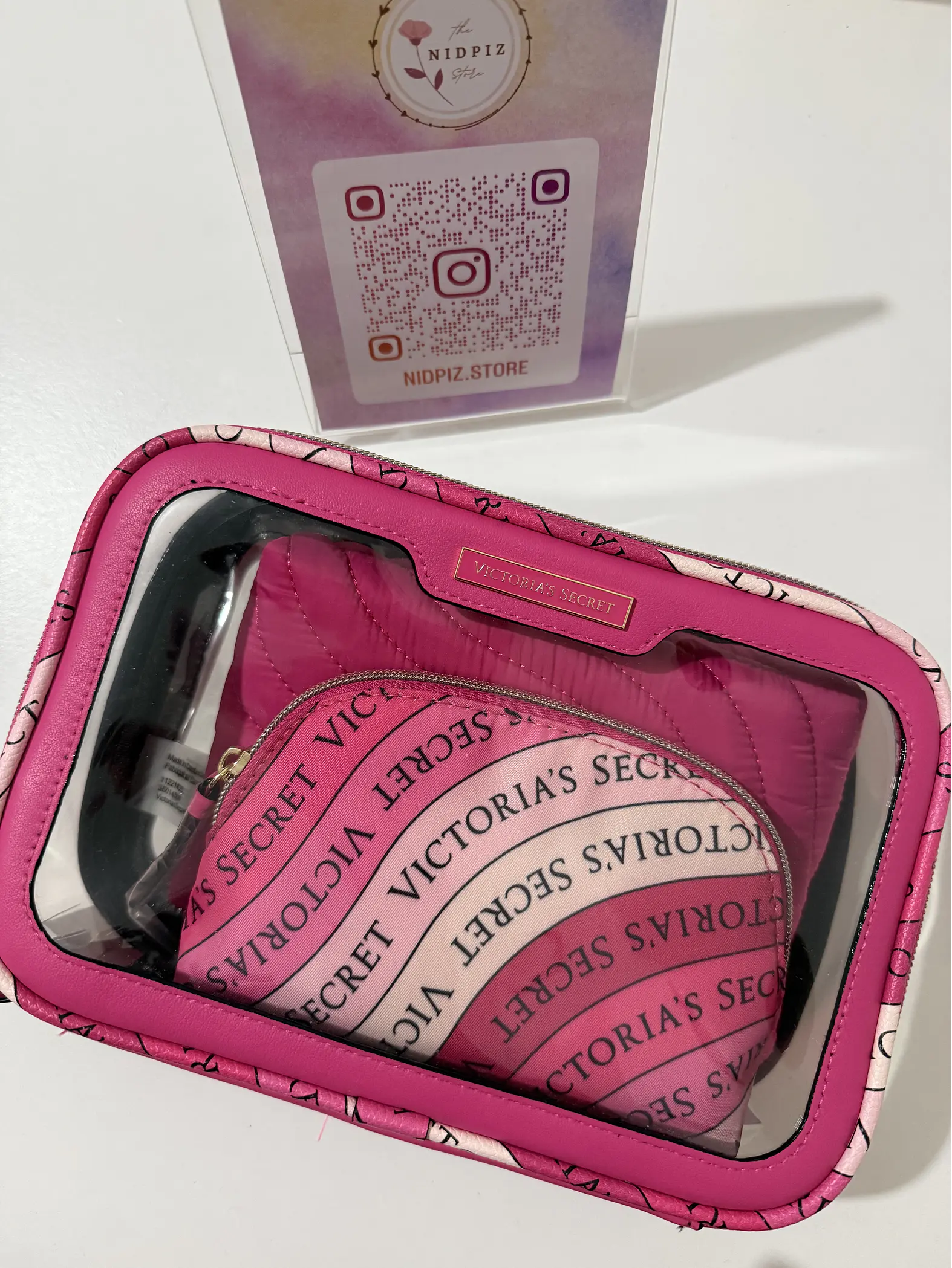 Victoria's Secret - Set 3 Cosmetiqueros Pink 5
