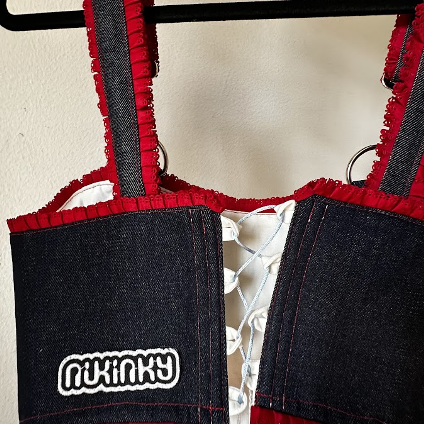 Corset Calentin Blonda Roja 3