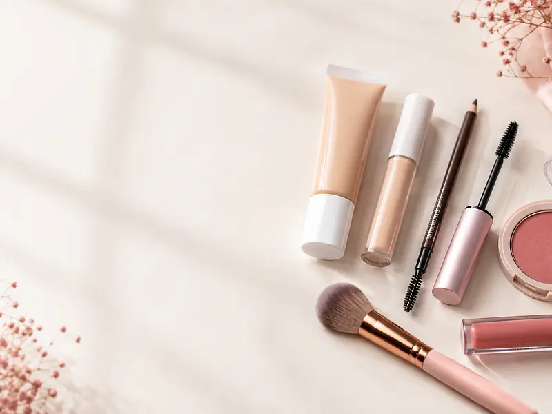 Kit de maquillaje para principiantes: qué productos necesitas