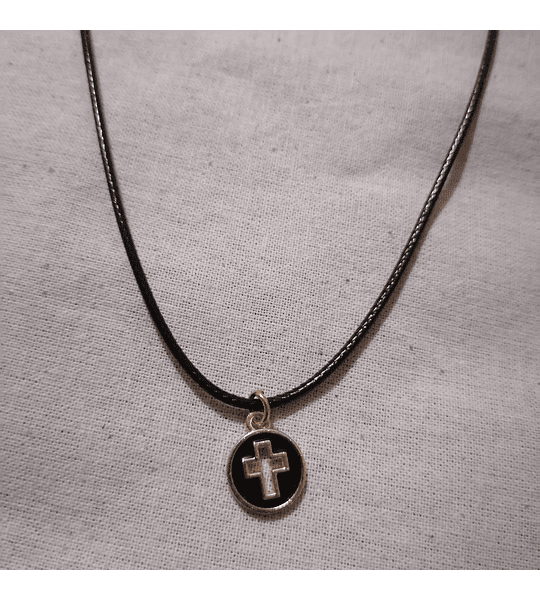 Collares Cruces en Círculo