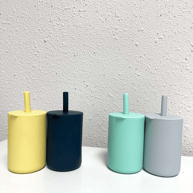 Vaso de silicona con bombilla y manilla – Parabebés