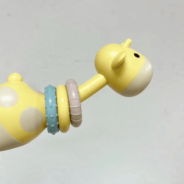 juguete mordedor con sonajero para bebé
