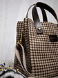 Timeless Tote >> 6 - Thumbnail 2