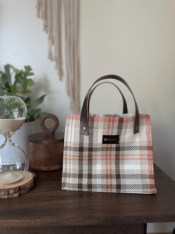 Timeless Tote >> 10