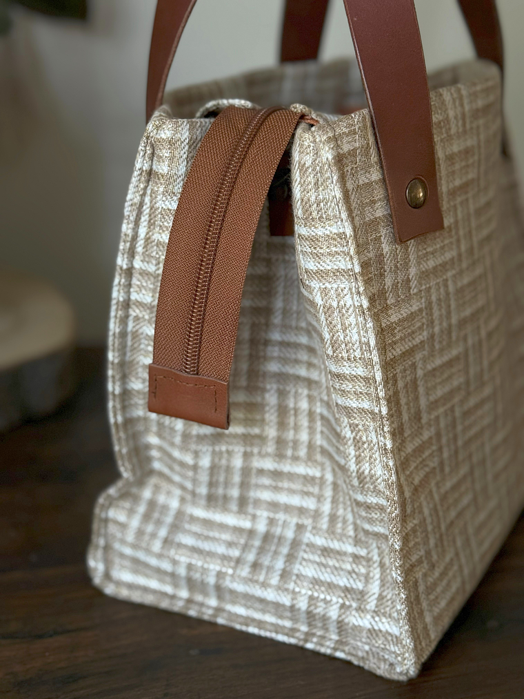 Timeless Tote >> 12 3