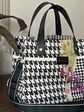Timeless Tote >> 17 - Thumbnail 2