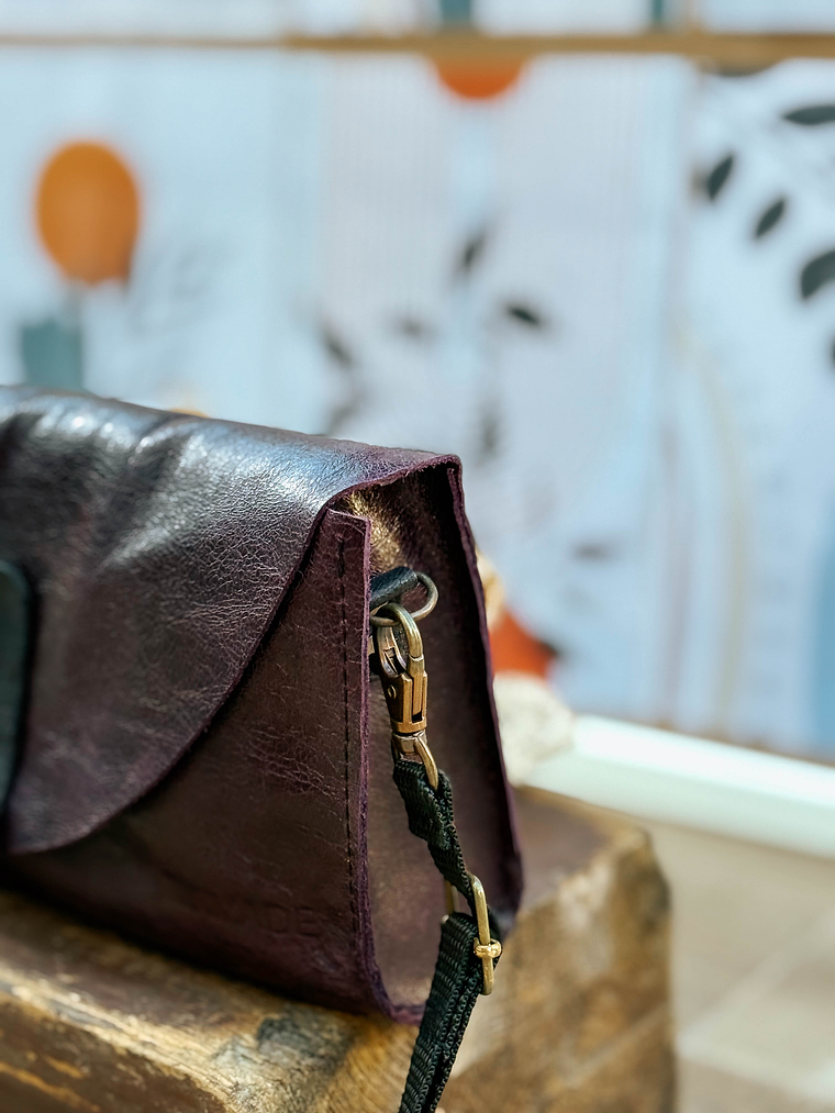 Clutch Piqui FW'25 (roxo beringela) 3