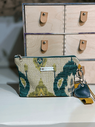 NPOOUCH + | UnPouch +