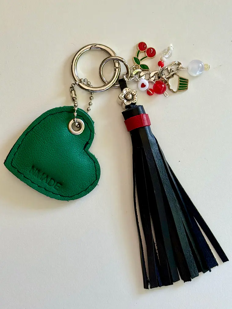Bag Charm Cupcakes & Cherrys 1