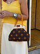 Clutch Paloma  - thumbnail 11