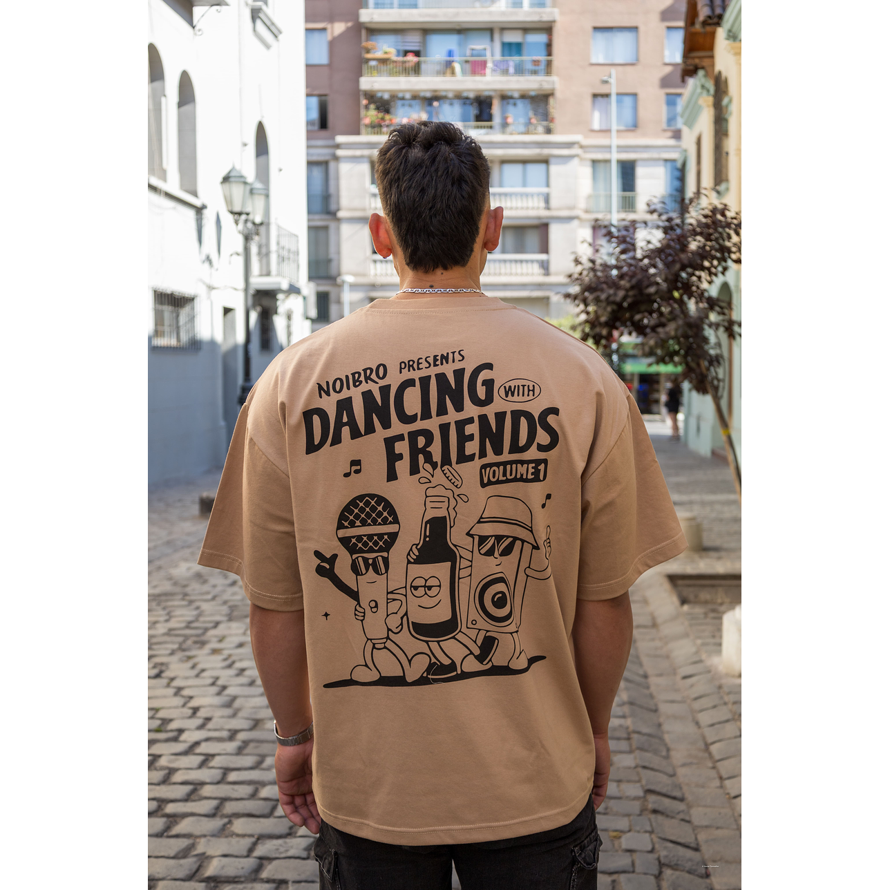 Polera Oversize Dancing With Friends Beige 3