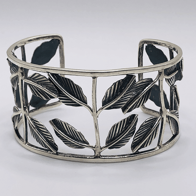 Leaves Bangle