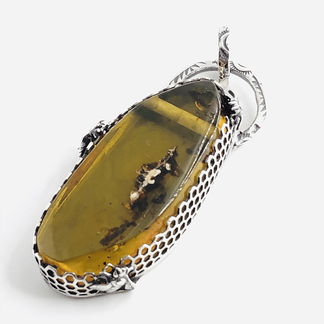 Amber Pendant 